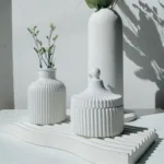 Concrete Sett Wavy Tray Vase