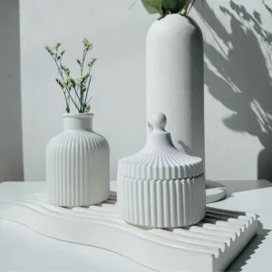 Concrete Sett Wavy Tray Vase