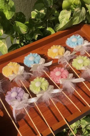 Handcrafted Aesthetic Daisy Flower Candle